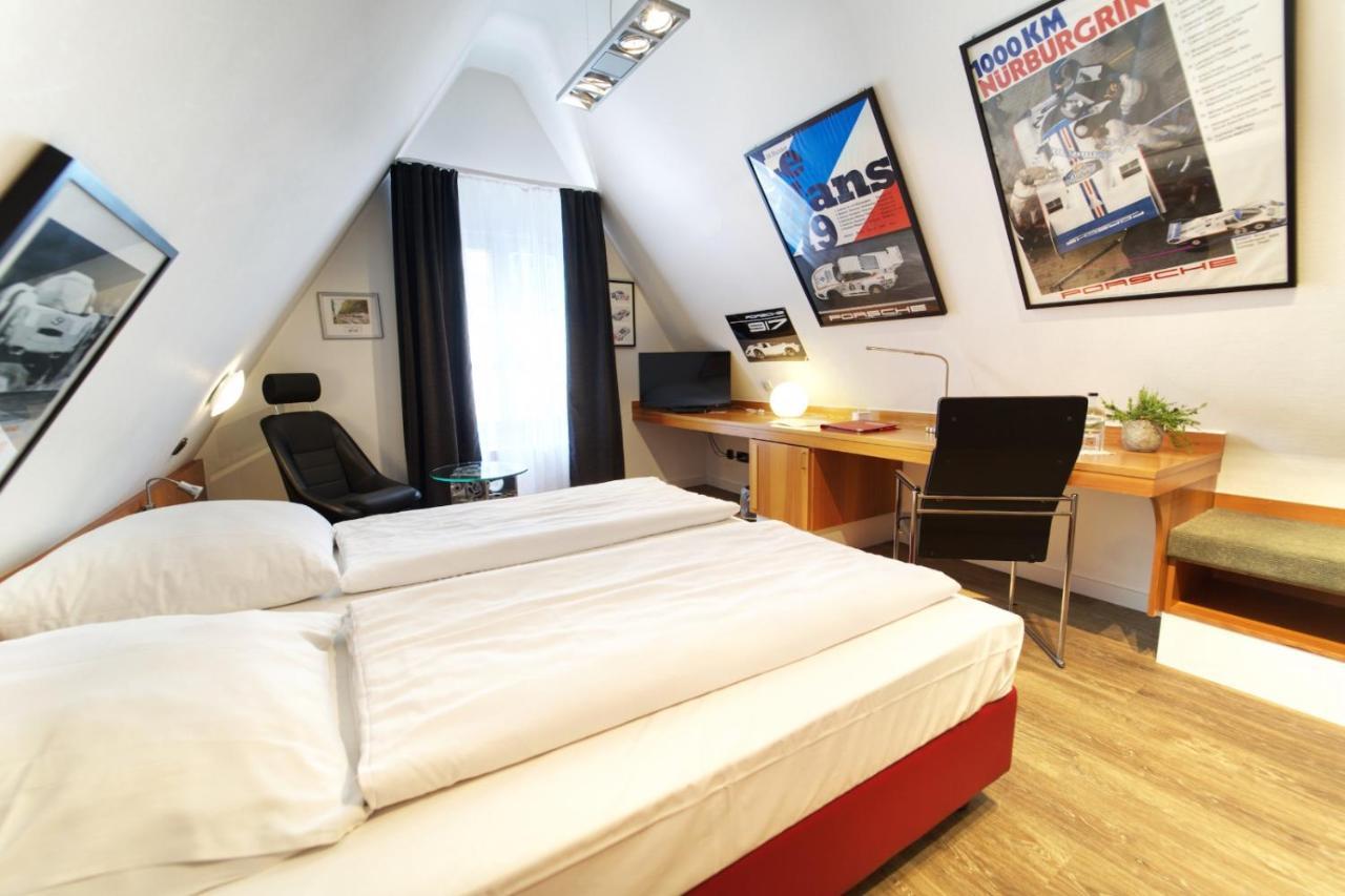 Hotel Reinhardts บีทิกไฮม์-บิสซิงเงน ภายนอก รูปภาพ