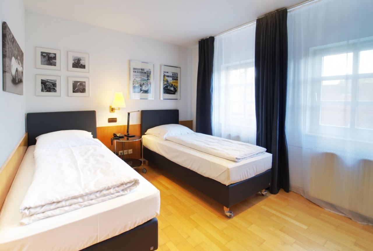Hotel Reinhardts บีทิกไฮม์-บิสซิงเงน ภายนอก รูปภาพ