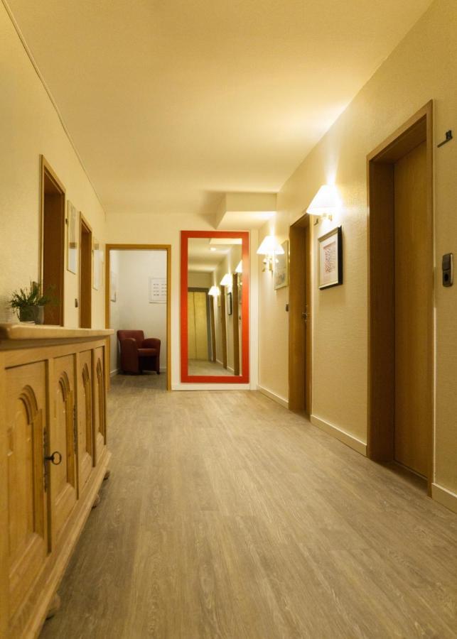 Hotel Reinhardts บีทิกไฮม์-บิสซิงเงน ภายนอก รูปภาพ