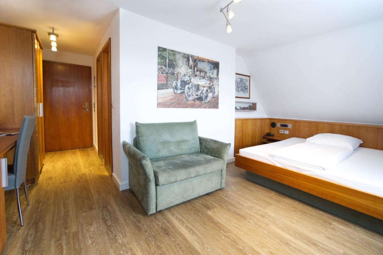 Hotel Reinhardts บีทิกไฮม์-บิสซิงเงน ภายนอก รูปภาพ